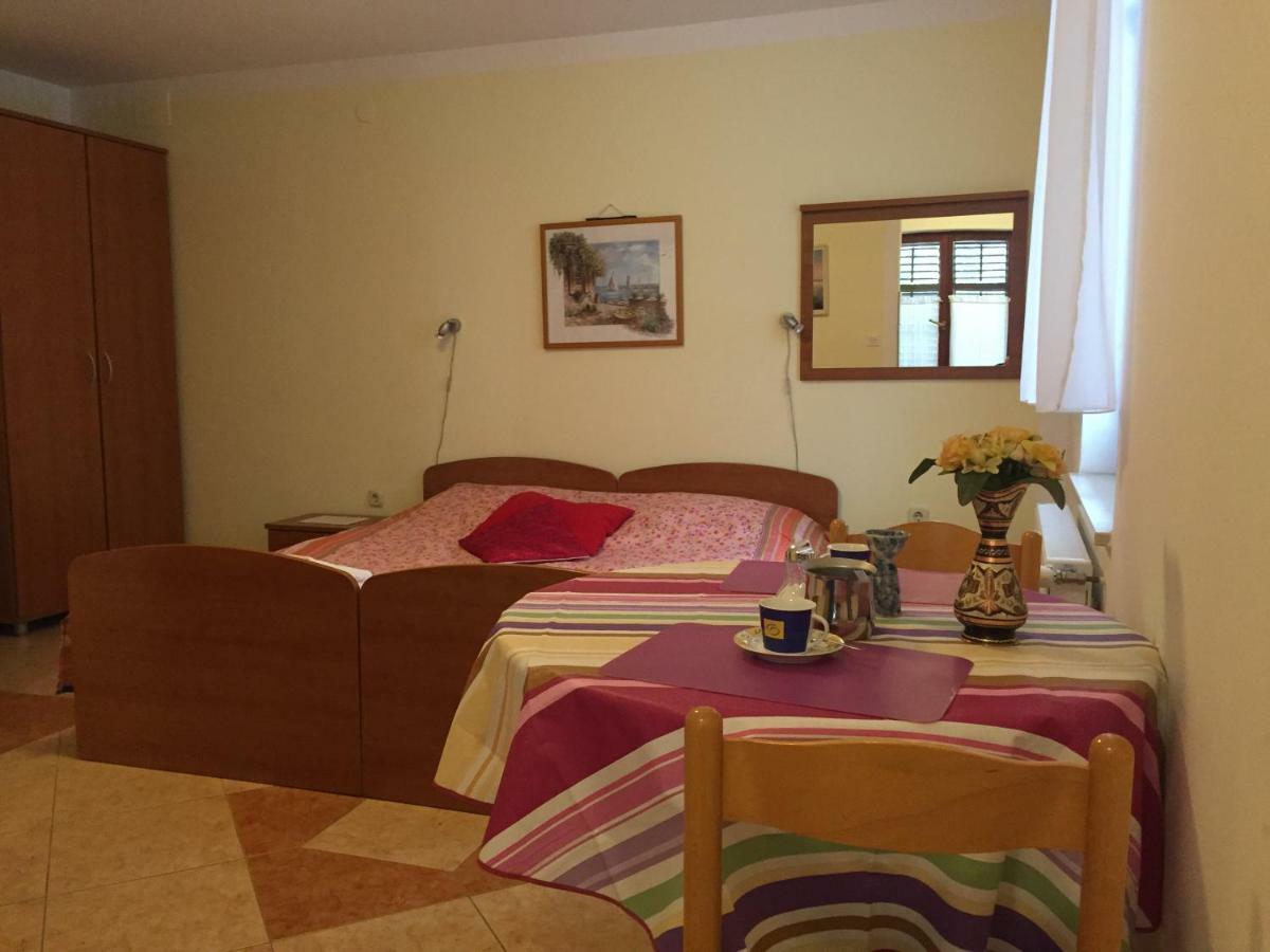 Apartment Villa Ana Opatija Exterior photo
